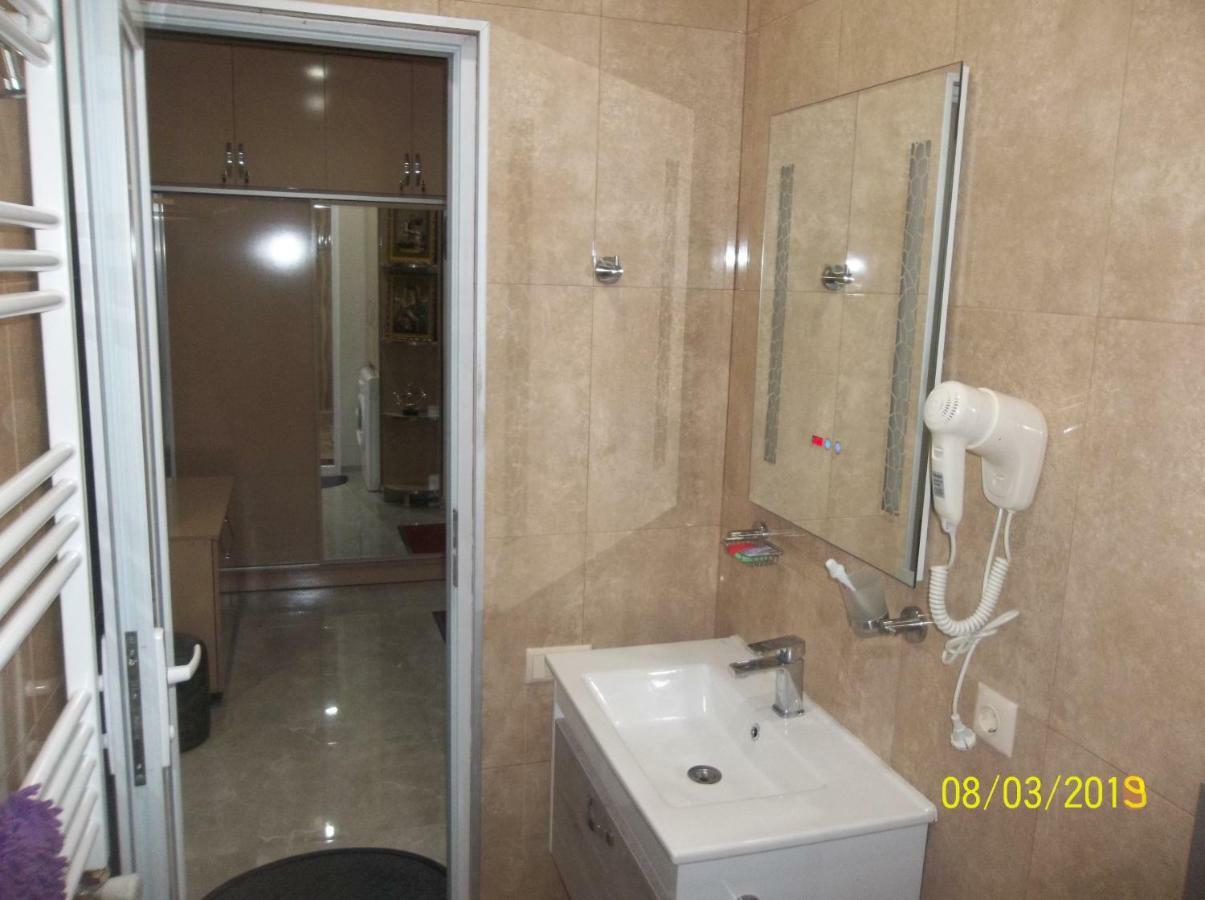 Мате Apartment Batumi Ngoại thất bức ảnh